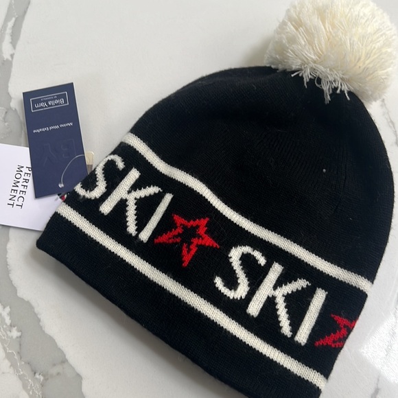 Perfect Moment Hat Unisex - Picture 2 of 5